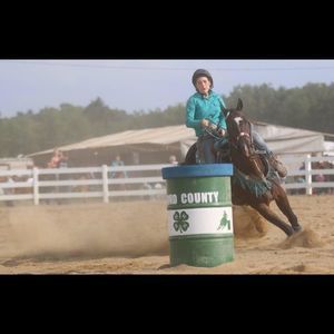 Meet your Posher, Jillian